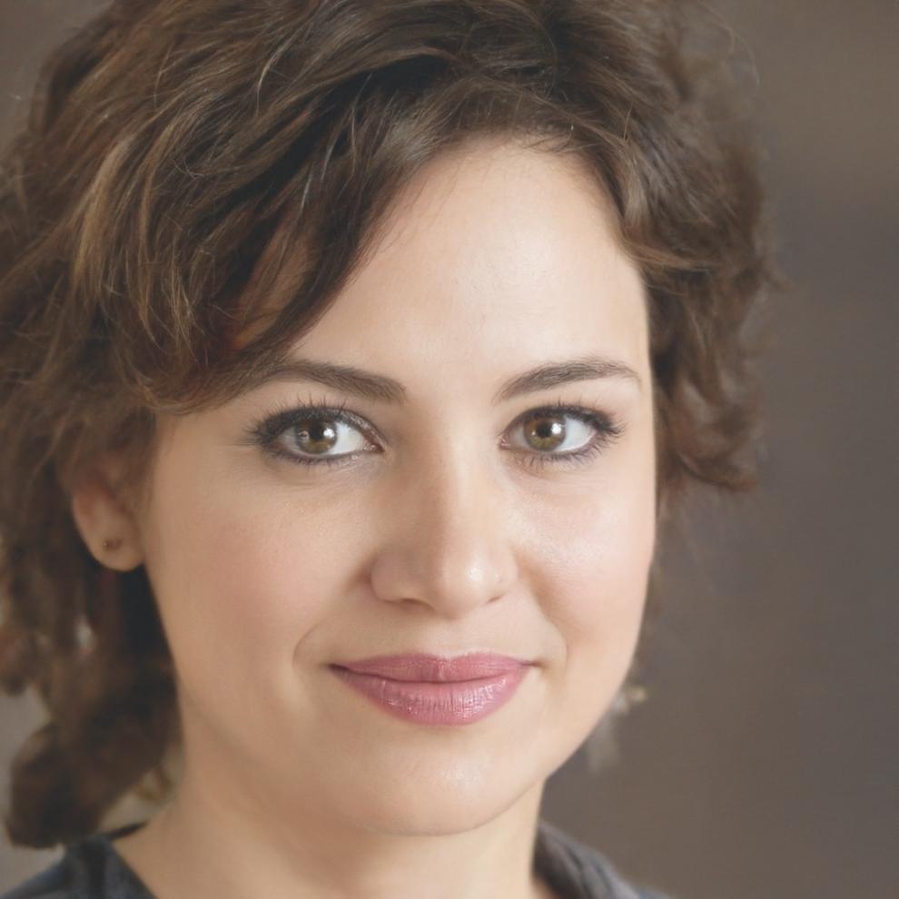 Compliance Specialist Elena Rodriguez